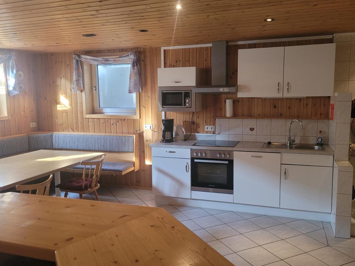 Appartement Poelzl Oeblarn Region Schladming Dachstein Oblarn Exterior photo